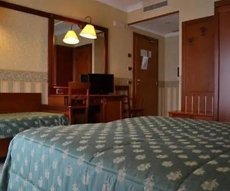 Valle Rossa 4*