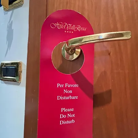 Отель Valle Rossa