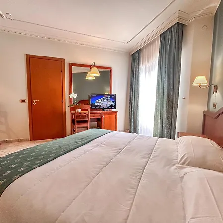 Отель Valle Rossa