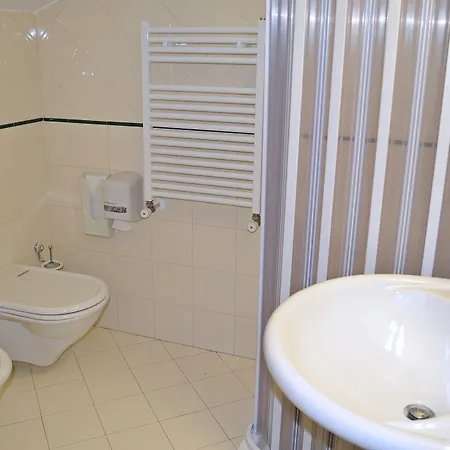 Отель Valle Rossa Сан-Джованни-Ротондо