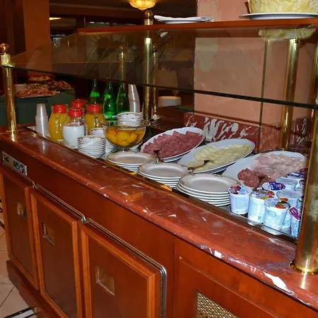 Отель Valle Rossa Сан-Джованни-Ротондо