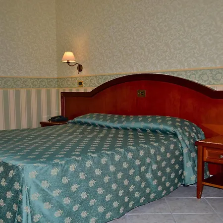 Valle Rossa 4*