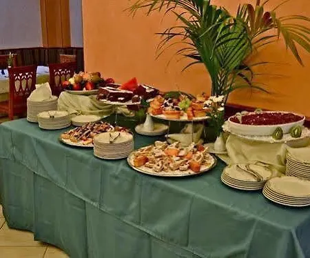 Отель Valle Rossa Сан-Джованни-Ротондо