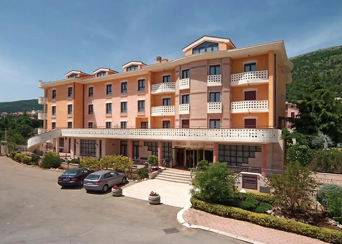 Valle Rossa Otel 4*